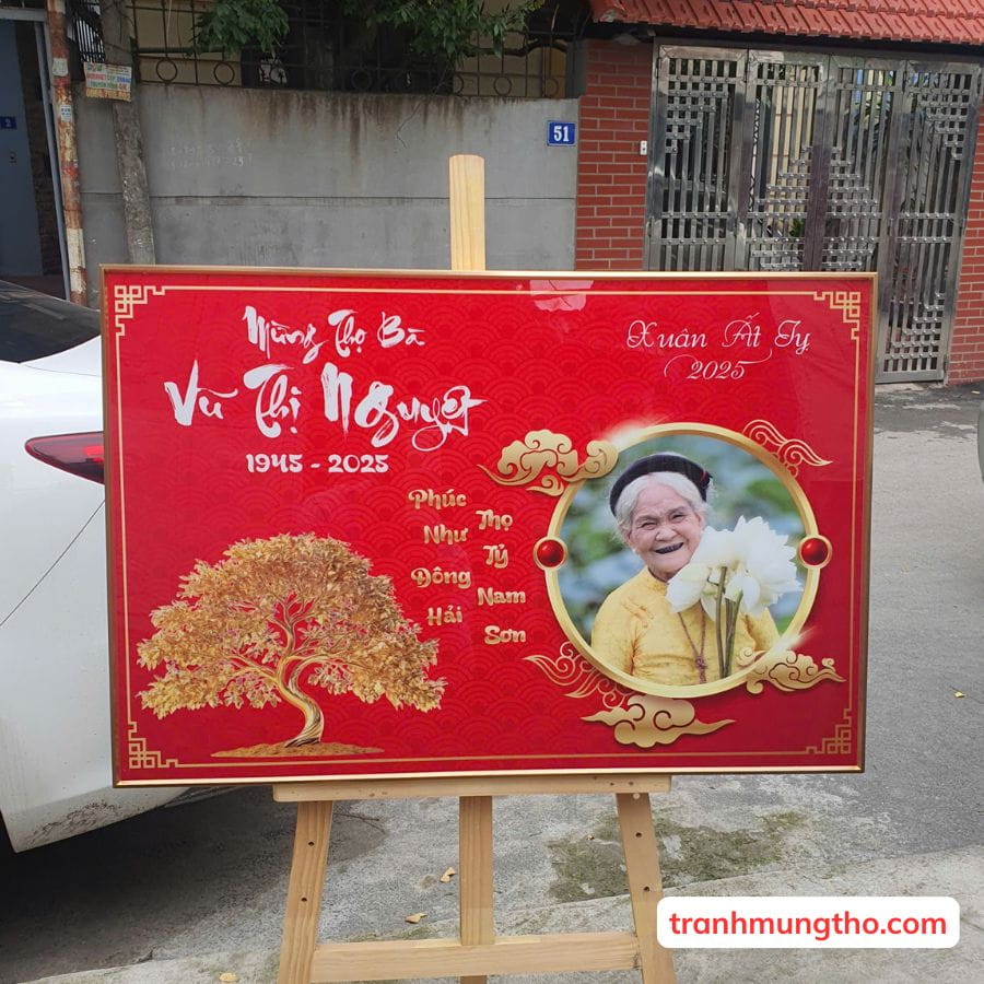 Tranh mừng thọ in ảnh ông bà