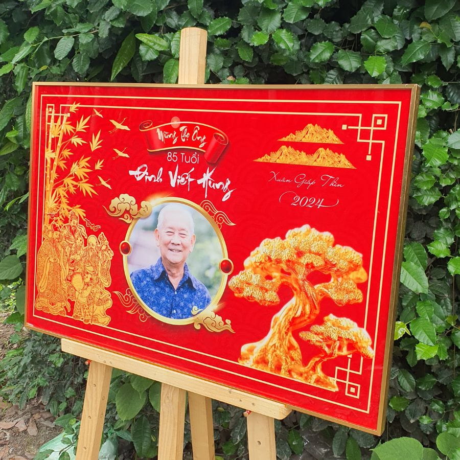 Góc nghiêng siêu đẹp của mẫu tranh mừng thọ M5